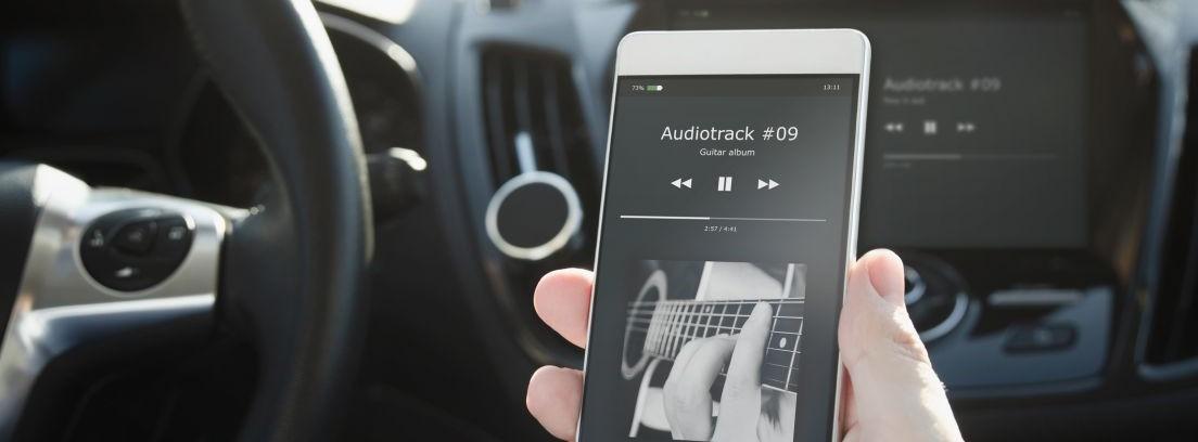 Las conexiones para escuchar Spotify en el coche