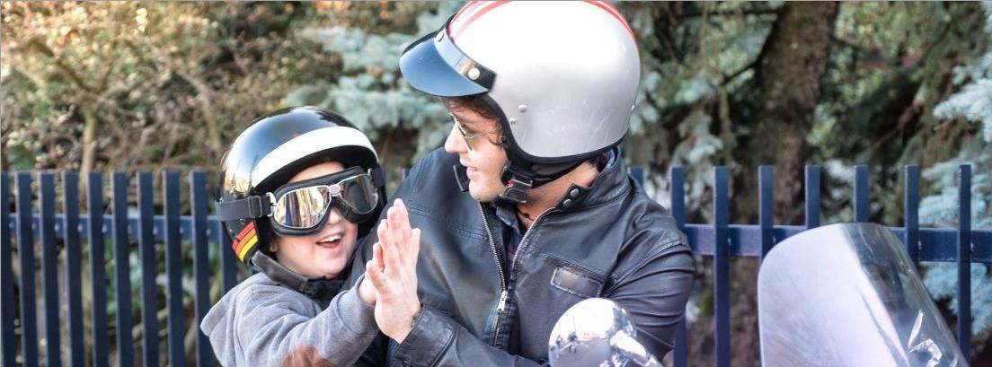 Consejos para llevar a los niños en bicicleta y en moto