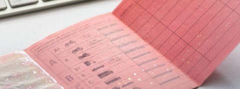 Carnet A2 y AM: ¿Son validos fuera de España?