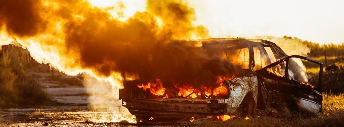 ¿Qué hacer en caso de incendio de un vehículo?