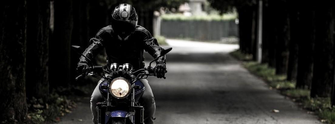 Rutas en moto por las casas rurales más espectaculares