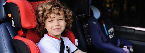 ¿Cuál es la multa por llevar mal la silla del coche para niños?