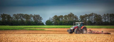 ¿Cuáles son los tipos de maquinaria agrícola?