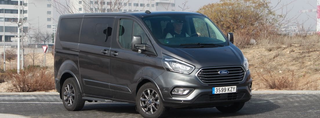 Probamos la Ford Tourneo Custom MHEV