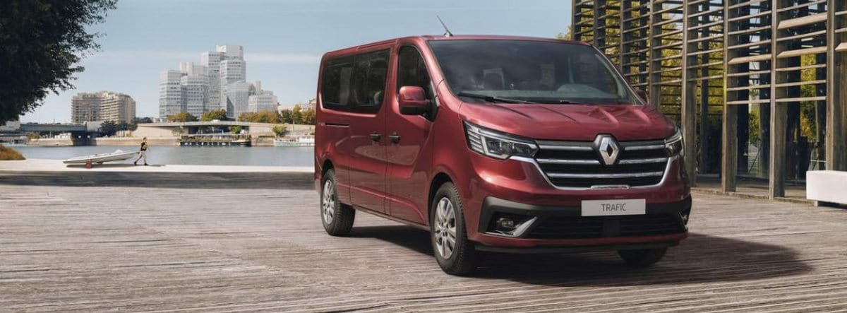 Renault Trafic cumple 40 años y lanza sus versiones Combi y Spaceclass