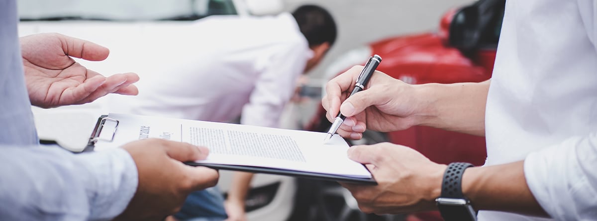 Qué es FIVA y cómo comprobar el seguro del coche