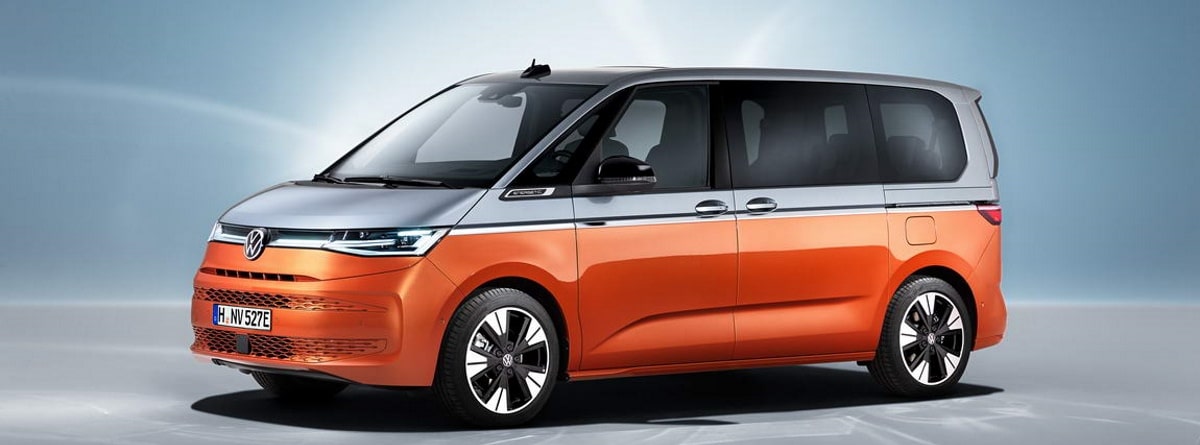 Volkswagen Multivan 2021, el monovolumen bicolor para recorrer mundo