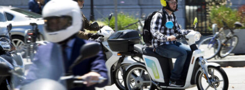 Las 4 apps de Motosharing en Barcelona