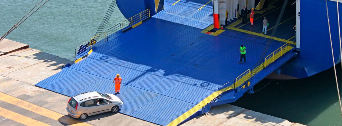 ¿Cómo llevar un coche a las Islas Canarias?