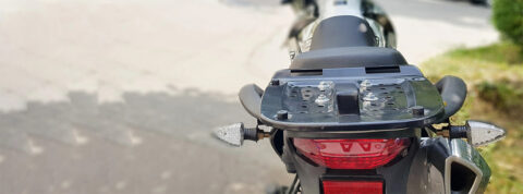 Catadióptrico moto: qué son y cuándo son obligatorios