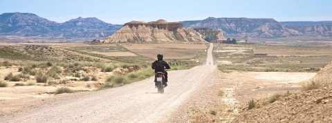 5 rutas en coche por las Bardenas Reales