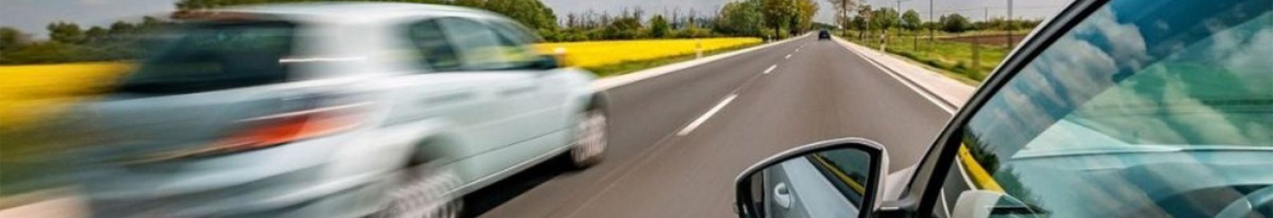 Cómo adelantar en una carretera convencional