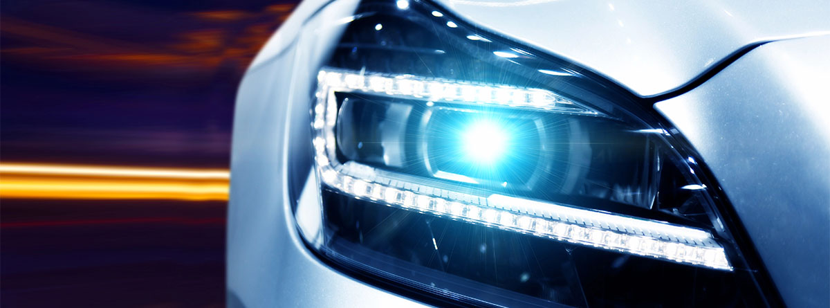 Cómo limpiar los faros del coche paso a paso