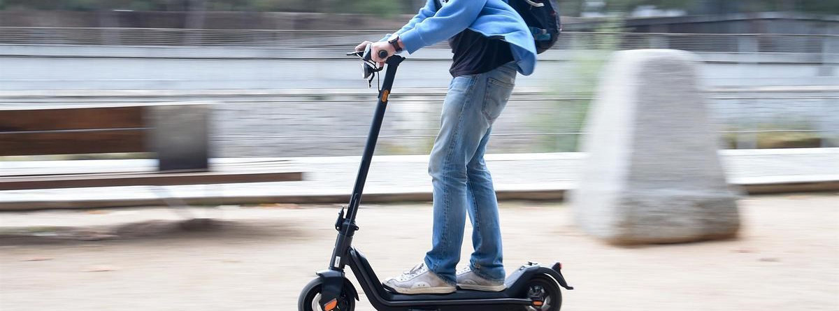 ¿Hay que llevar casco en patinete eléctrico?