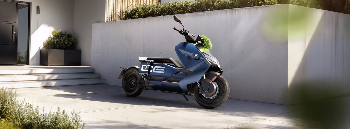 BMW CE 04