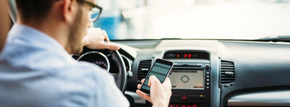 ¿Cuándo se producen más distracciones al volante?