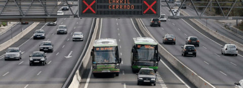 ¿Qué es el carril VAO y qué vehículos pueden circular por él?